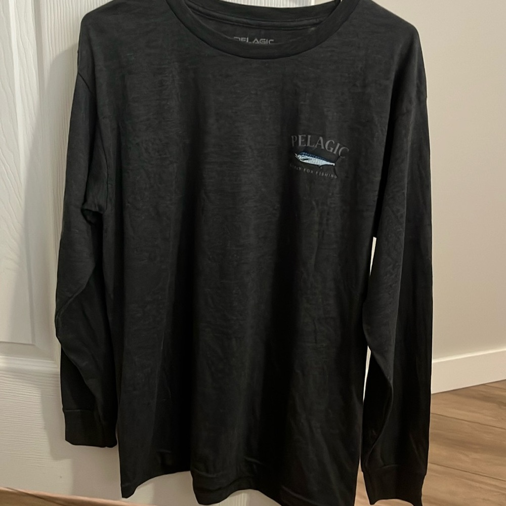 Pelagic Men’s Long Sleeve Tshirt
